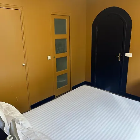 Censier Daubenton Apartment